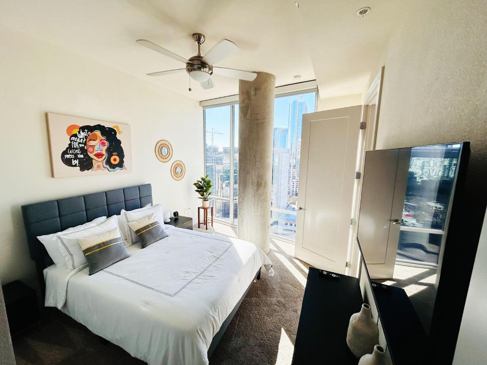 Indulge In Luxury Living 2 Bedroom Gem In The Heart Of Austin With Pool, Gym, And Breathtaking Views Bagian luar foto